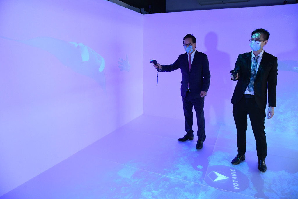 配合不同的教學軟件和器材,同學可有不同的學習體驗。 配合不同的教學軟件和器材,同學可有不同的學習體驗。