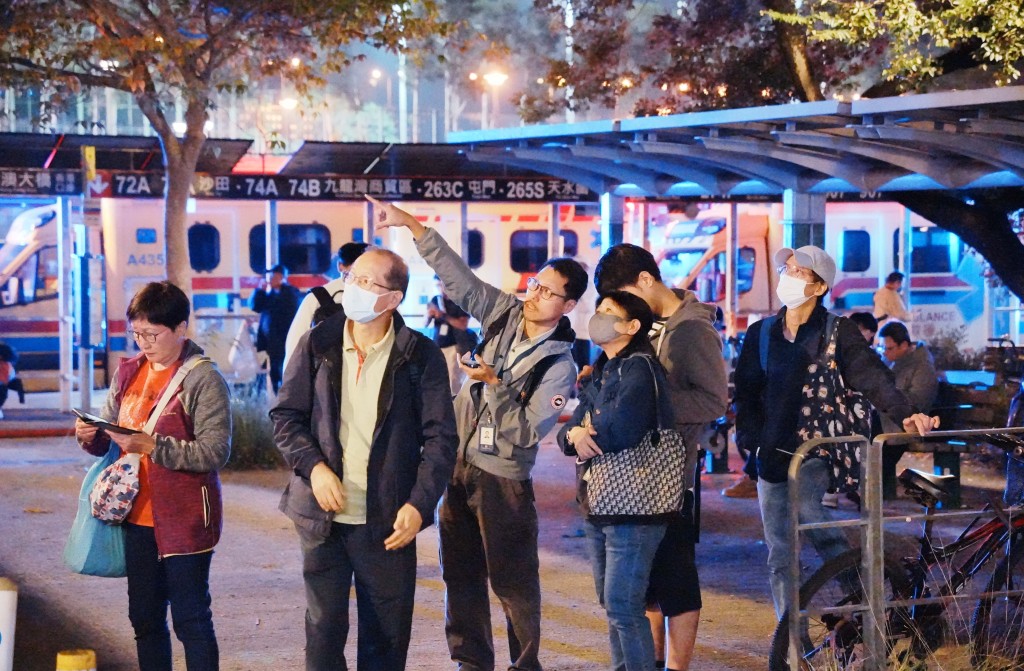 宏福苑五級火,居民流離失所。 宏福苑五級火,居民流離失所。