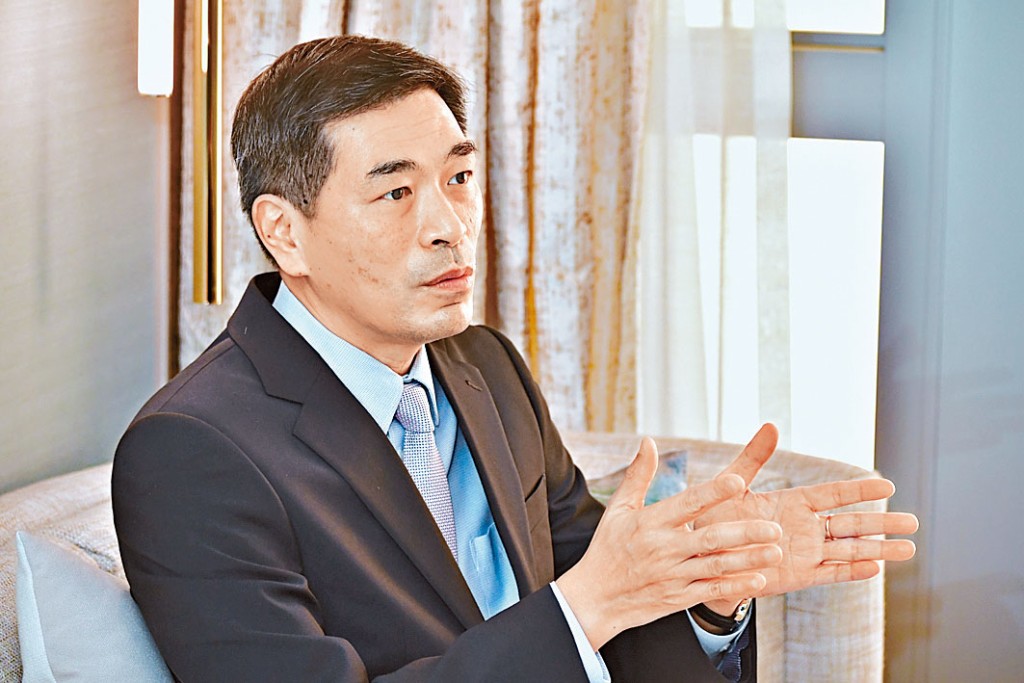 會德豐黃光耀預計，「財爺Plan」推動換樓客入市，樓市小陽春有望下月出現。