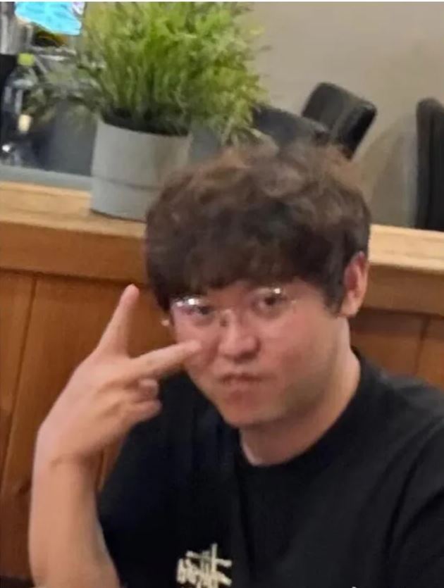 網上流出的疑犯照片。