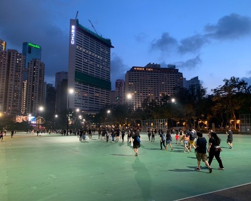 維園傍晚6時過後已經無等候起步的人龍。
