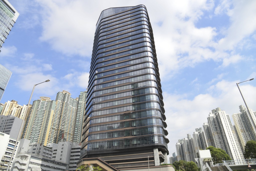 高力香港研究部主管李婉茵表示，長沙灣租金在過去10年來唯一租金增長超過5%的商業區。
