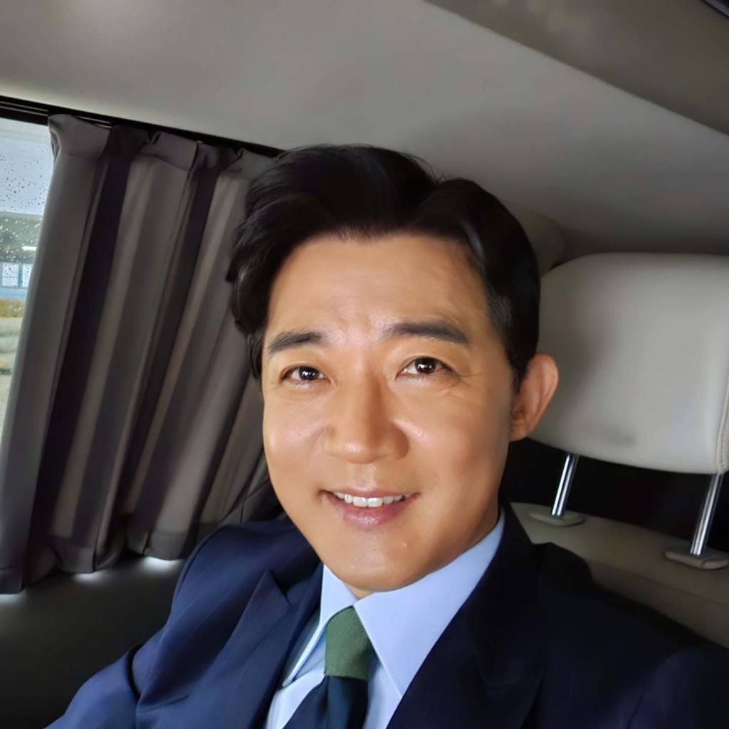 安在旭近照。 安在旭近照。