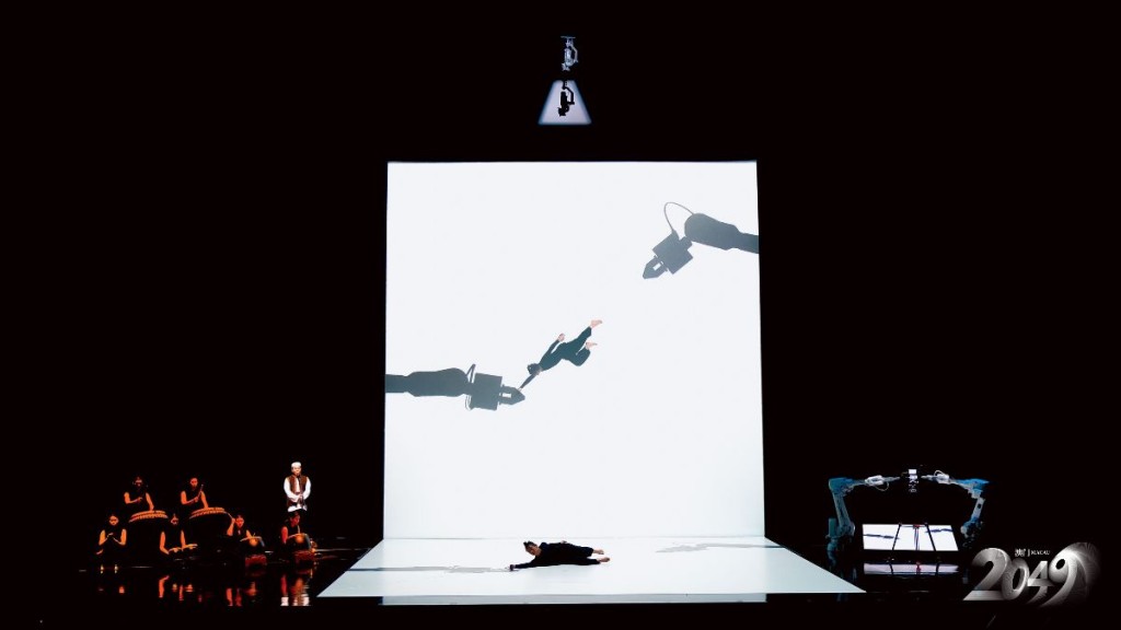 美高梅劇院呈獻的張藝謀導演作品《澳門2049》