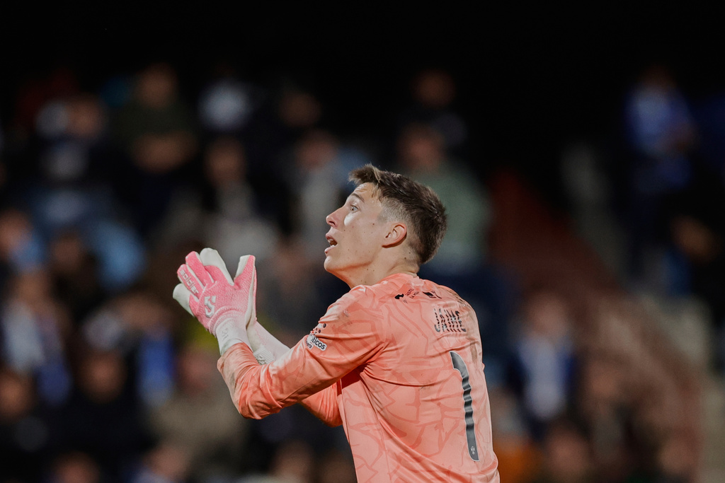 塔拉韦拉门将占美干沙利斯今场左飞右扑,但于88分钟犯错致失球。路透社 塔拉韦拉门将占美干沙利斯今场左飞右扑,但于88分钟犯错致失球。路透社