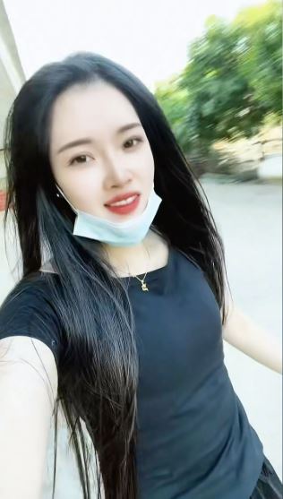 小兰被韦东传毁容前的娟好样貌。