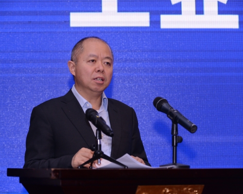 王江平昨日在北京主持召開原材料工業經濟運行分析座談會。網上圖片