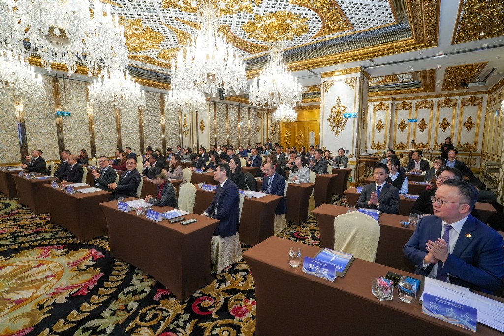 签署合作框架安排,为两地法律服务合作打下基础。林定国FB 签署合作框架安排,为两地法律服务合作打下基础。林定国FB