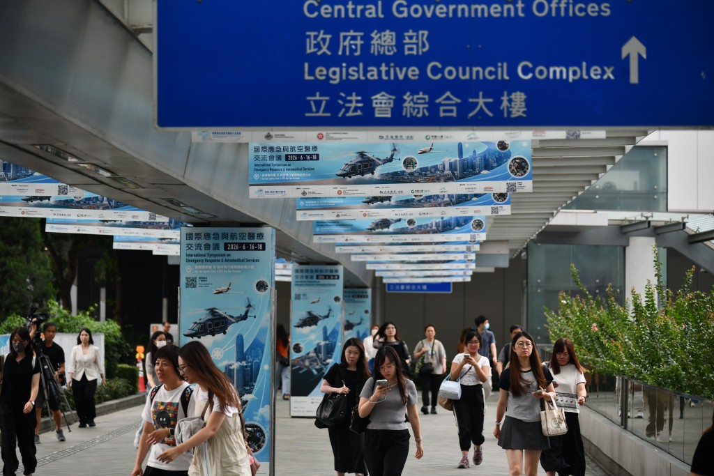 公務員加薪一向全社會關注。資料圖片 公務員加薪一向全社會關注。資料圖片
