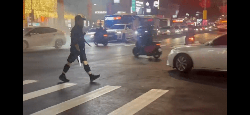 警方指張文去年已策劃犯案，並採購各種護具、煙霧彈及製作汽油彈。