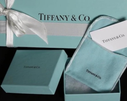 據知情人士透露，路易威登母公司LVMH已向美國著名珠寶品牌Tiffany提出收購建議。 AP
