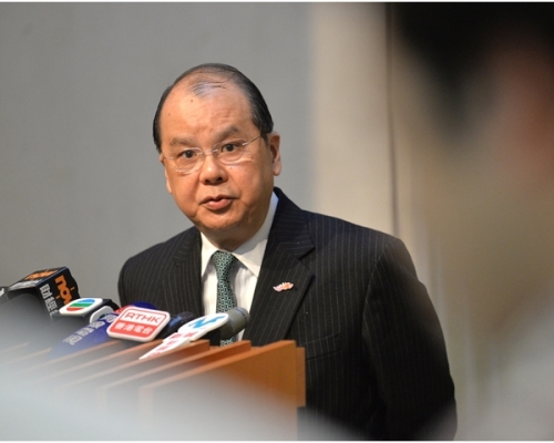 張建宗不評價個別候選人,但指身為特首,應以香港及市民的利益為依歸。