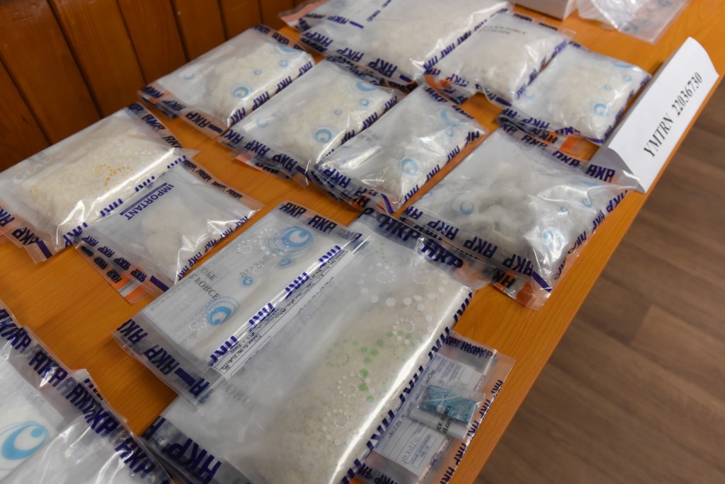 警方檢獲的毒品市值約港幣350萬元。
