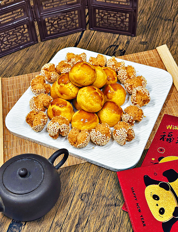 IVDC推出「節令點心認識與製作基礎證書」課程，教授學員親手製作如年糕、煎堆、笑口棗等賀年點心。