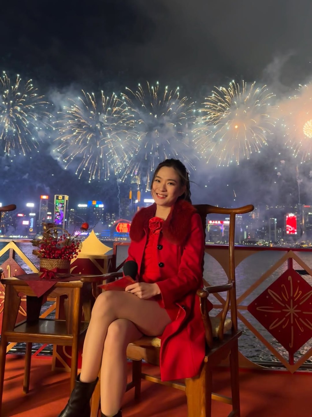 陳懿德主持國慶煙花匯演。