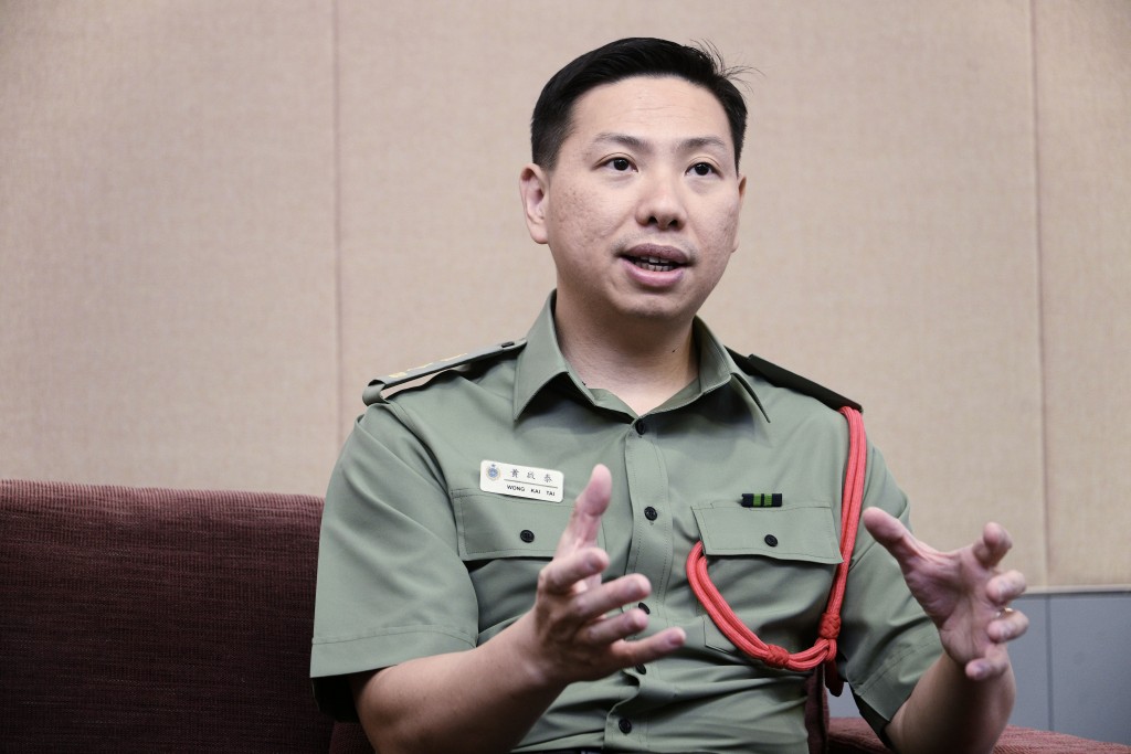 懲教署高級監督(健康護理)黄啟泰表示，懲教署積極在懲教院所推動無煙文化，鼓勵和協助在囚人士戒煙。