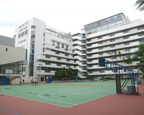 英華小學的小一入學簡介會暫定於7月中至8月前舉行。