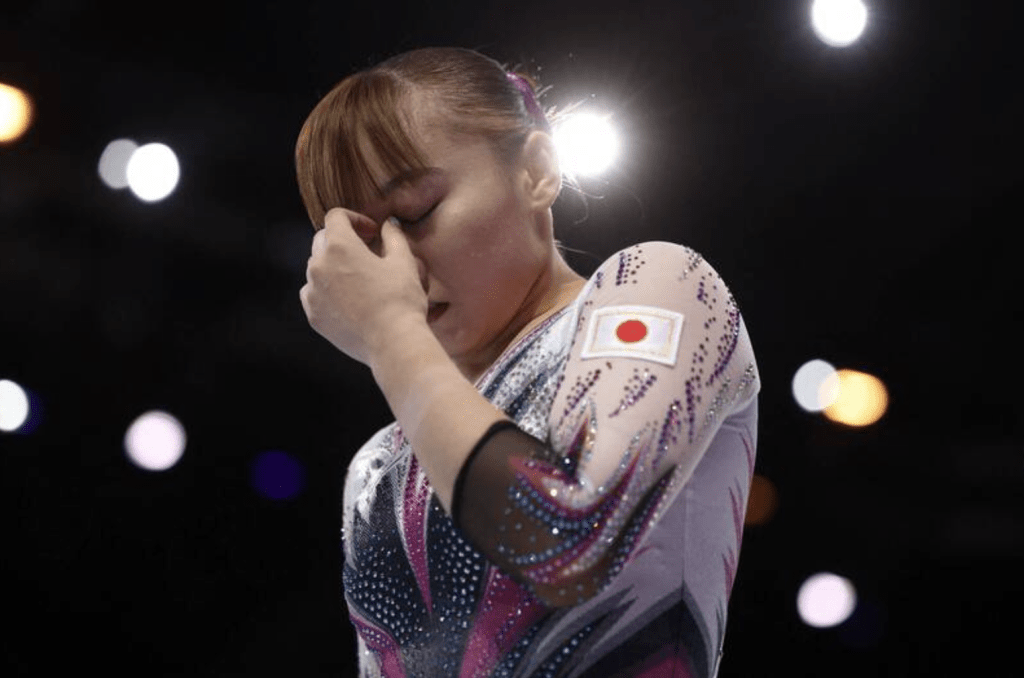 日本女子體操代表隊隊長宮田笙子因被揭發違規吸煙和飲酒，緣盡巴黎奧運。路透社