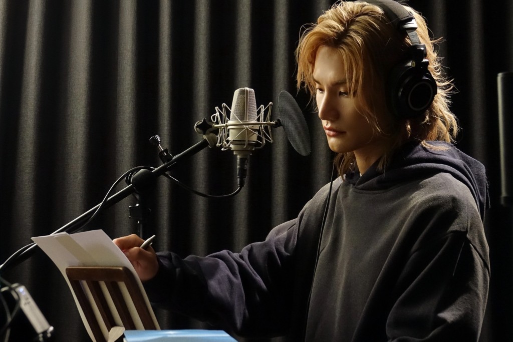 Jeremy降Key演唱《没人看见的星》。