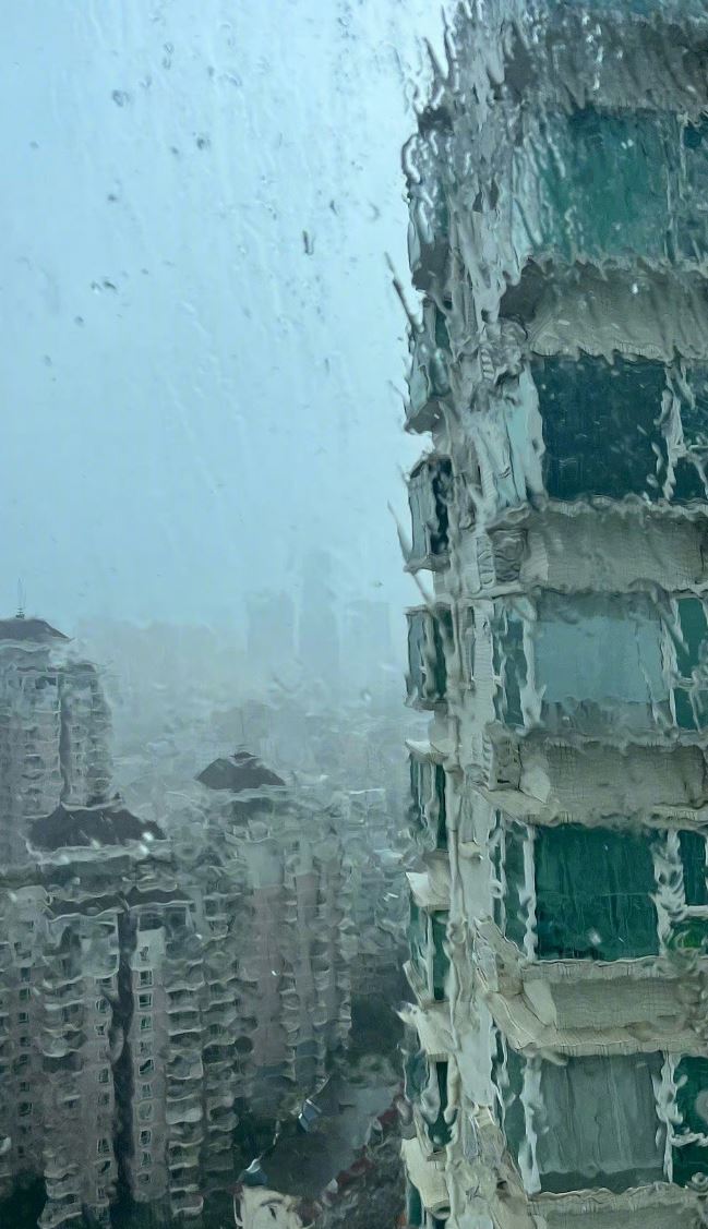 深圳天气不稳。