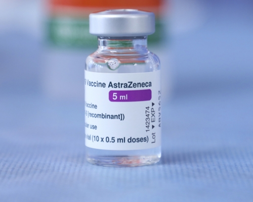 法國及德國有多人接種阿斯利康疫苗後出現罕見血栓後死亡。AP圖片