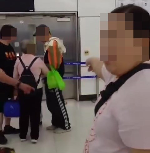 資料來源:Din Dong@facebook香港突發事故報料區及討論區 資料來源:Din Dong@facebook香港突發事故報料區及討論區