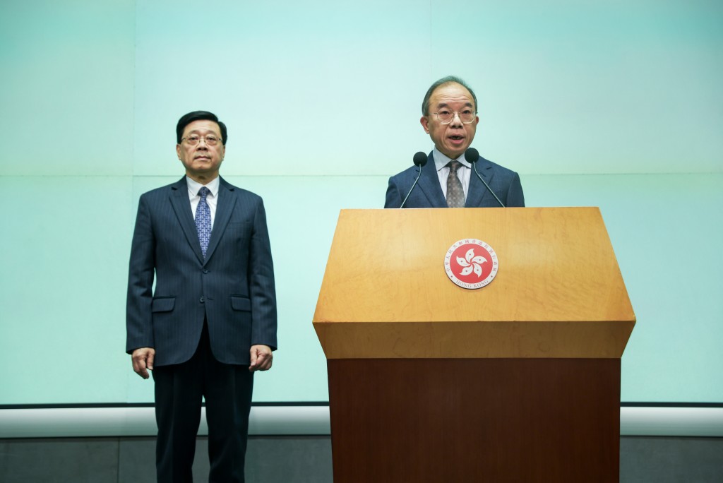 曾國衞透露因前列線癌指數上升，手術後亦無甚改善，完成立法會選舉後辭任。