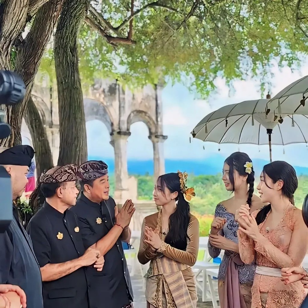 KBS综艺《Pick Me Trip in Bali》被指进行“强盗拍摄”，遭峇里当局揭发。