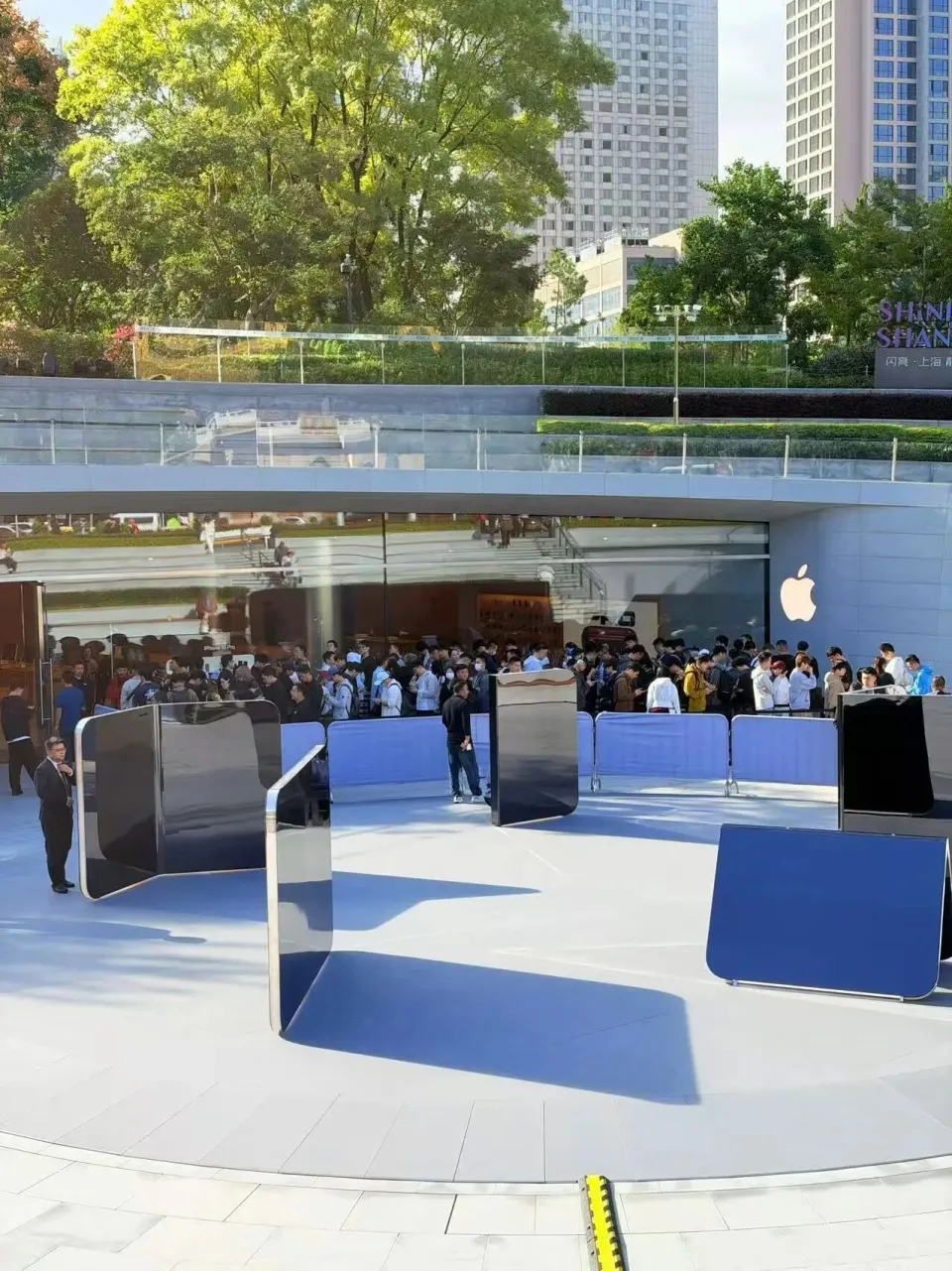 上海apple store。