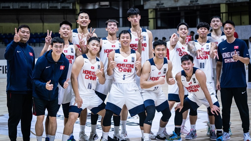 香港篮球队早前出战亚洲杯外围赛预赛，卜聿扬（后排右五）及梁嘉显（后排右四）的前途无可限量。