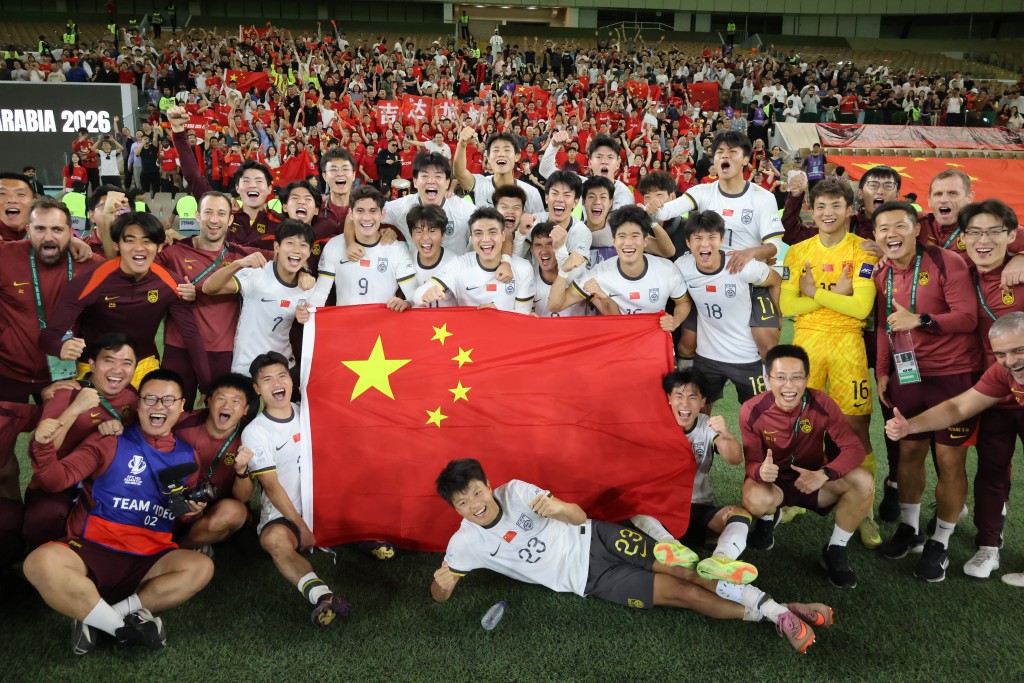 U23岁男足国家队在沙特举行的亚洲杯半决赛中，以3比0完胜越南。 新华社