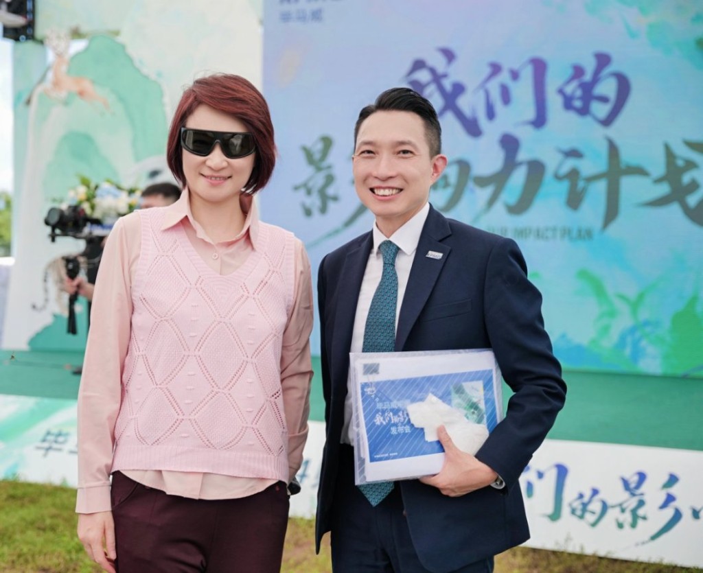 李慧琼(左)指中小企業缺乏ESG方面的人才與專業知識,可以利用數位化一站式服務平台。 李慧琼(左)指中小企業缺乏ESG方面的人才與專業知識,可以利用數位化一站式服務平台。