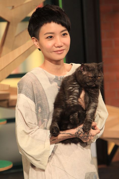 盧凱彤與愛貓