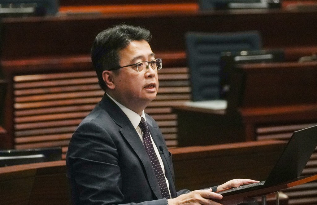下周三立法会大会将有选委界立法会议员刘智鹏动议的「发展数字教育」议案。资料图片