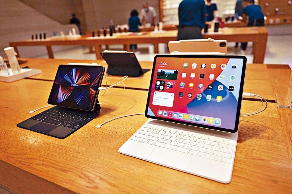紐約蘋果店的iPad。　　