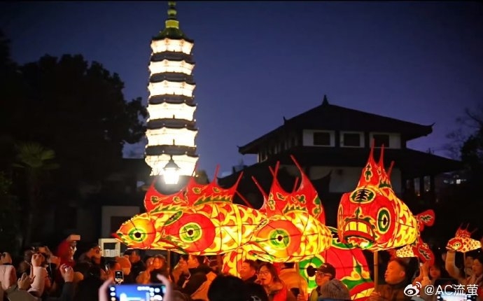跟着春晚游合肥，解锁马年新春限定精彩。