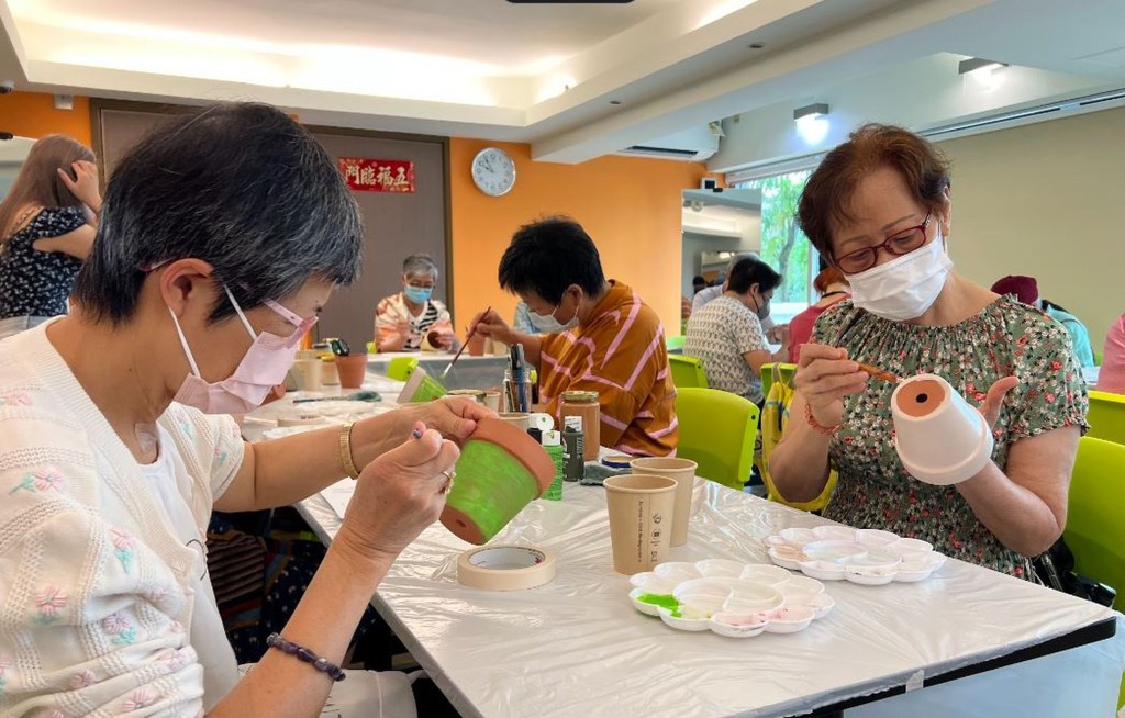 活化祖堯邨｜在房協及新生會的幫助下邀請導師為邨民安排身心靈工作坊