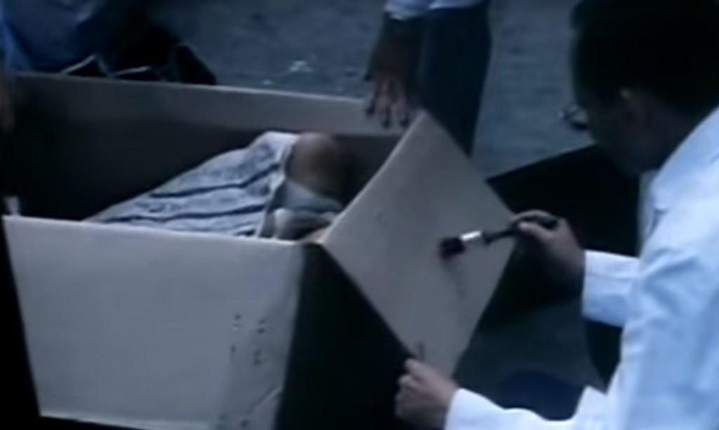 「纸盒藏尸案」曾被拍成多部影视作品。