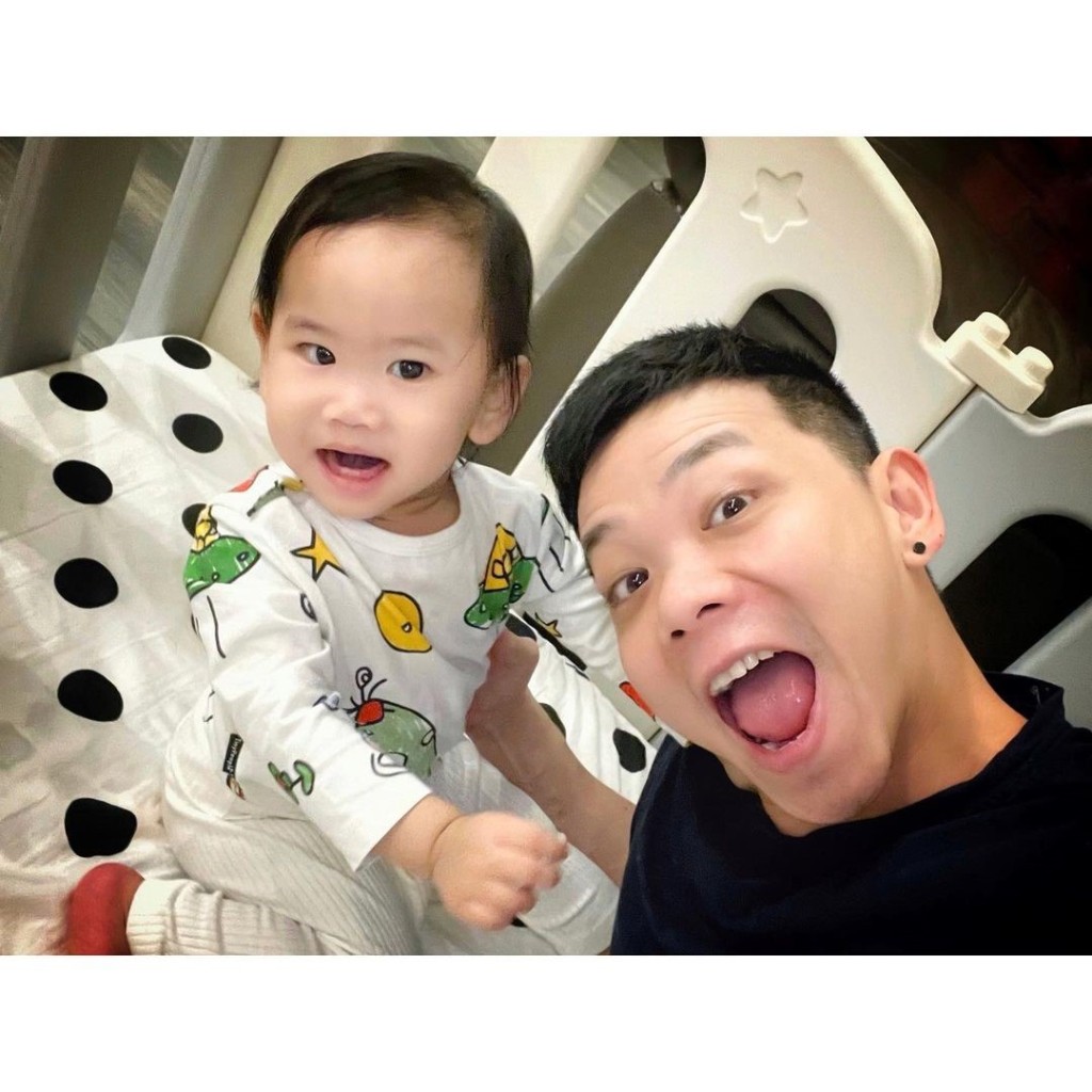 19年太太Kary為林子善誕下女兒林以晴。
