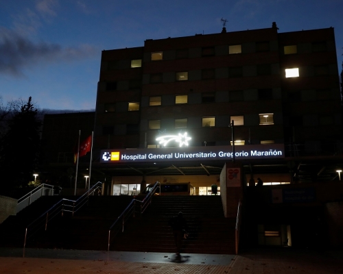 西班牙發現首宗Omicron病例的51歲男子是從南非經阿姆斯特丹入境，現於當地醫院留醫。REUTERS圖片