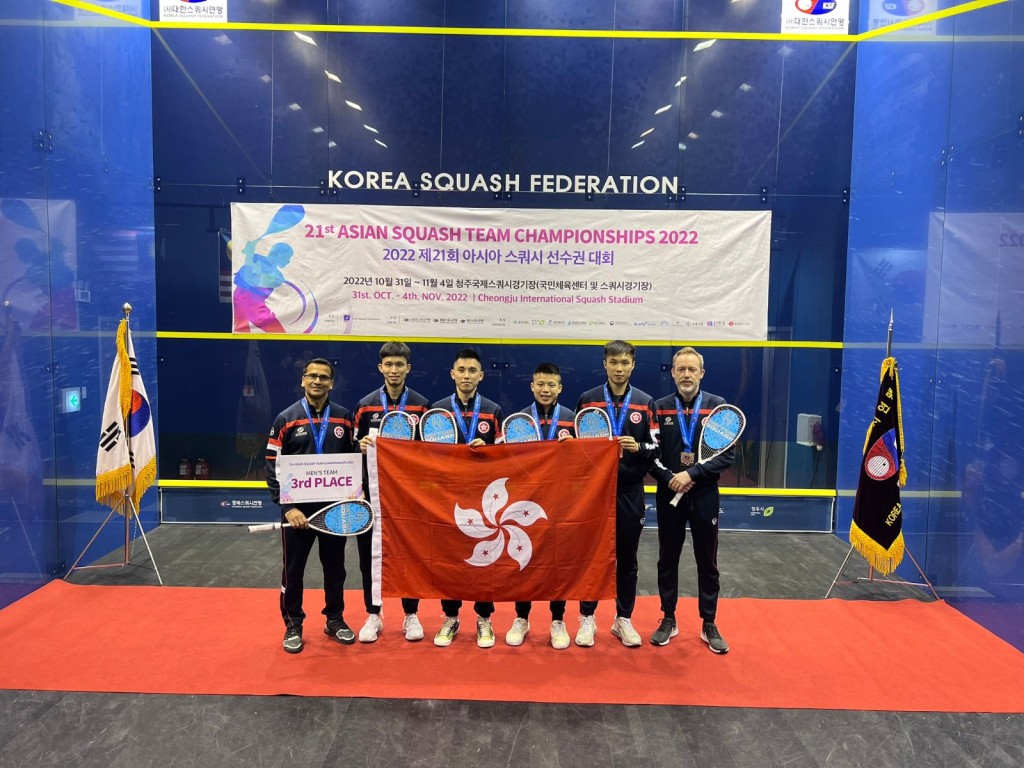 香港男子壁球隊亦奪得銅牌。香港壁球總會圖片