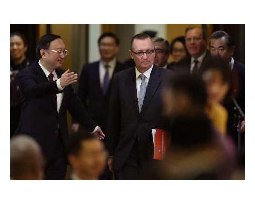 联合国副秘书长费特曼（中）。AP