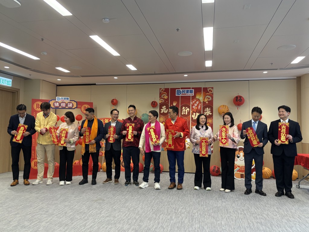民建聯換屆工作預計可在三月底前順利完成。 民建聯換屆工作預計可在三月底前順利完成。