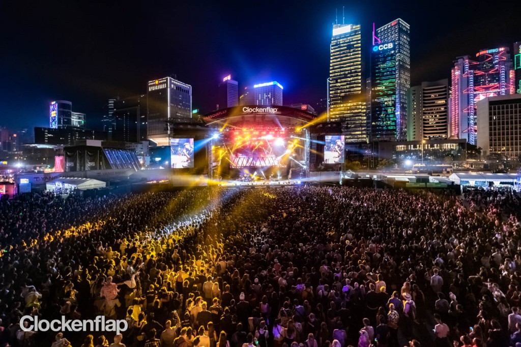 阔别香港4年的国际大型户外音乐及艺术节Clockenflap 2023，即将于3月3日（星期五）至5日（星期日）重临中环海滨