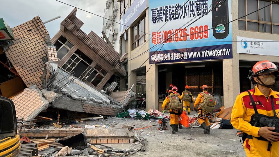 台灣花蓮發生7.2級地震。