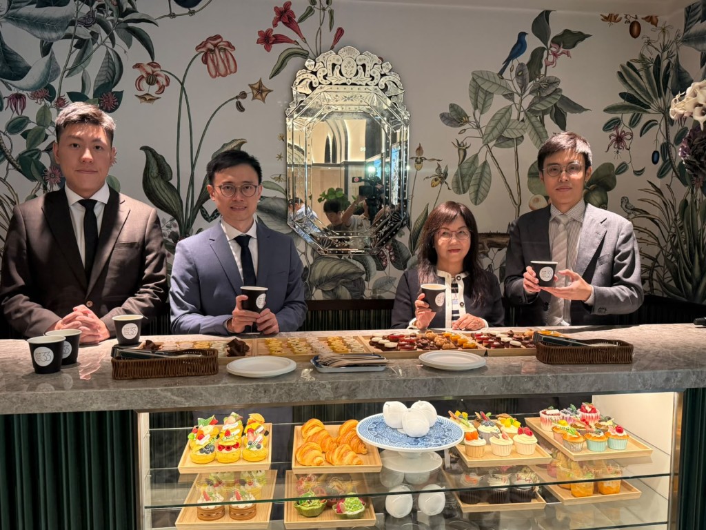 九建市務及銷售部助理經理劉倬江指,商場3樓規劃美食殿堂。 九建市務及銷售部助理經理劉倬江指,商場3樓規劃美食殿堂。