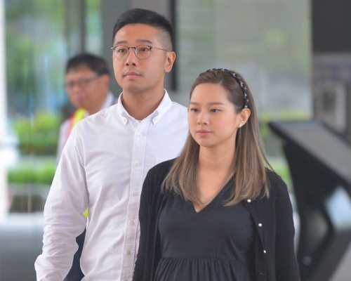 被告陳鴻昌(左)。