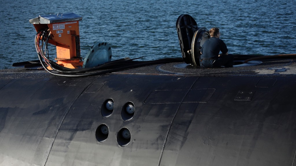 美国俄亥俄级战略核潜艇「肯塔基号」（USS Kentucky，SSBN-737）目前停靠在南韩釜山。 美联社