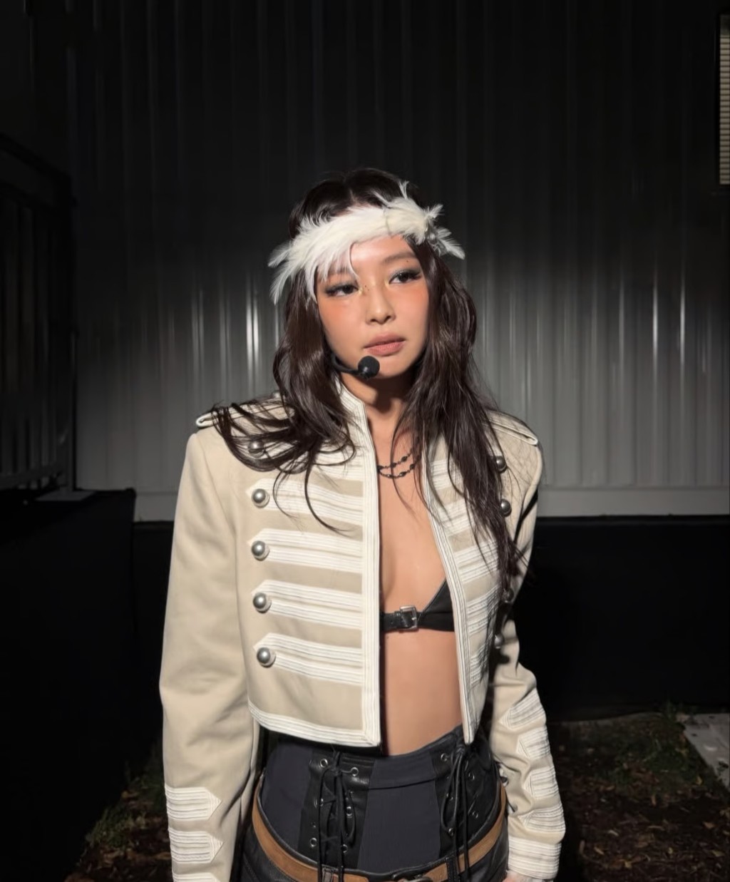本月1日，Jennie在芝加哥為Lollapalooza音樂節演出，大獲好評。