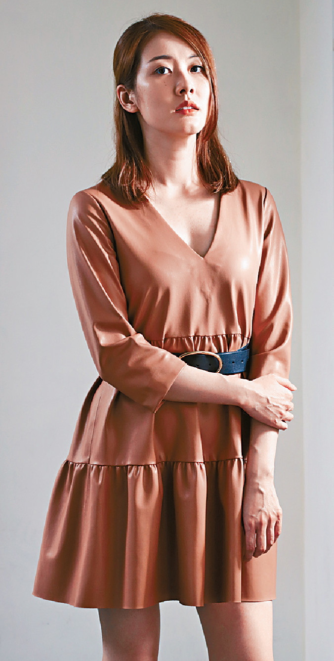 ■鄧佩儀經過《點金勝手》嘅終極劣評後百毒不侵。
